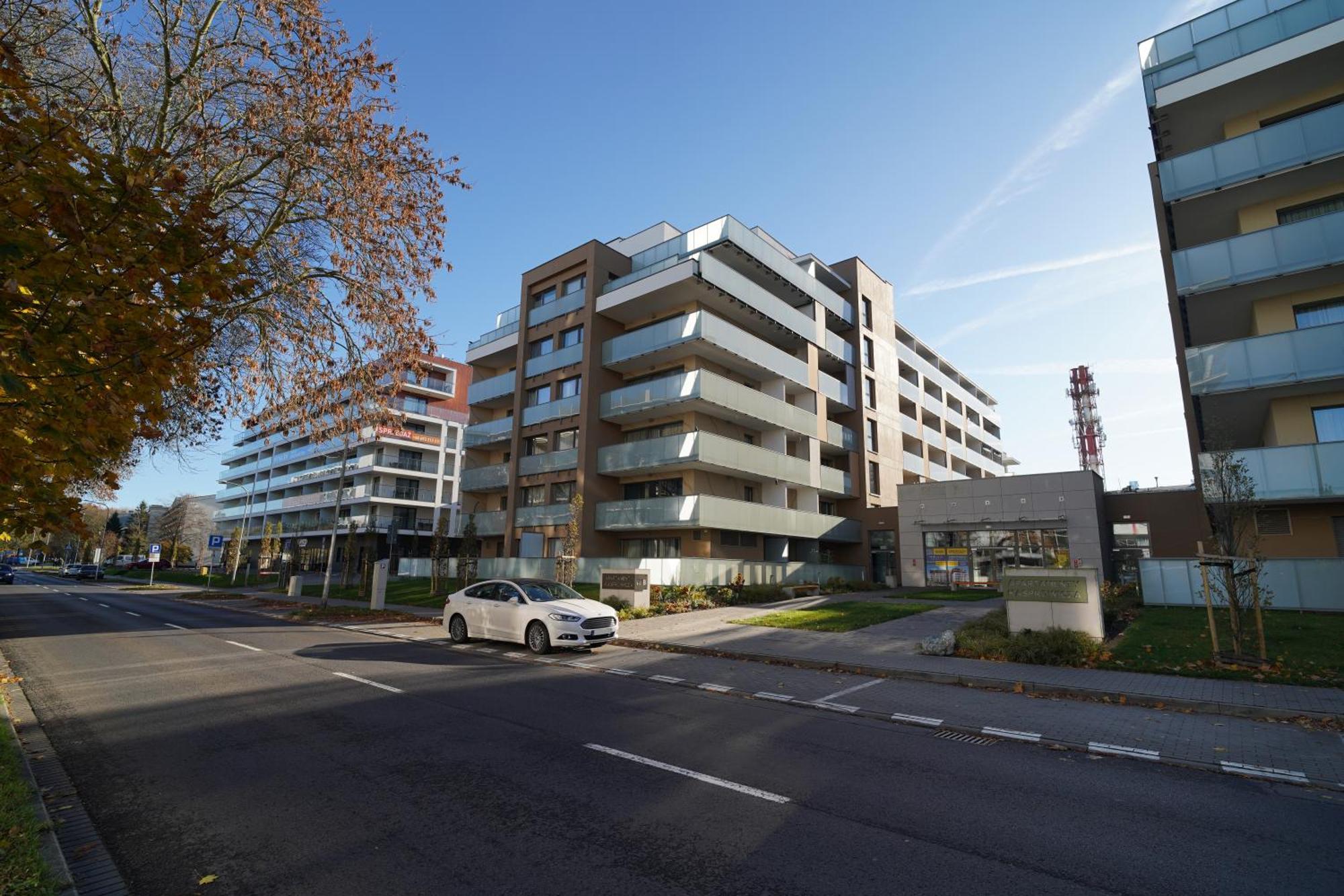 Lulu Apartments - Pod Masztami - Apartament Dwupokojowy - Basen Silownia Parking Kołobrzeg Extérieur photo